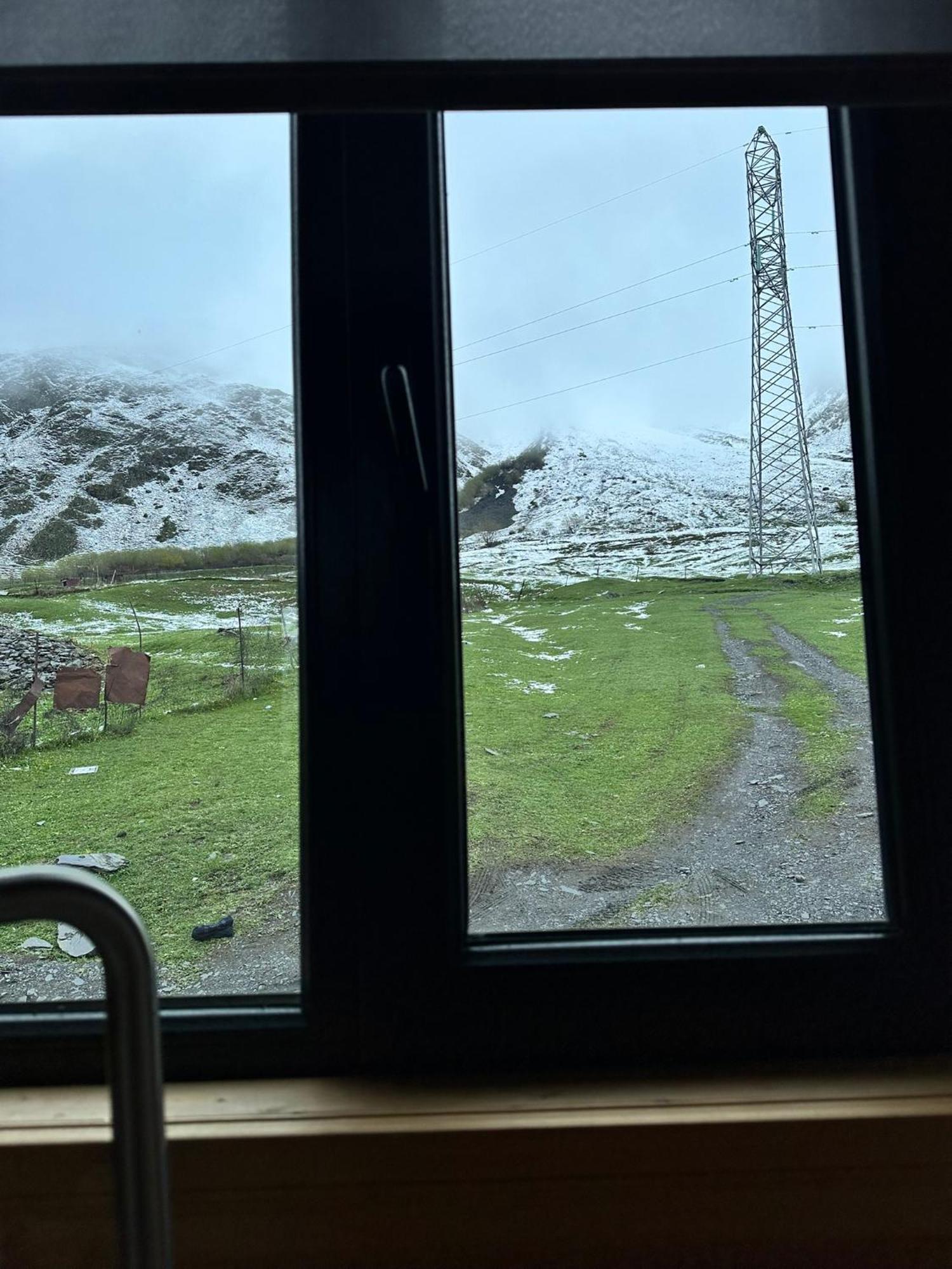 A&B Cottages Kazbegi Exterior foto